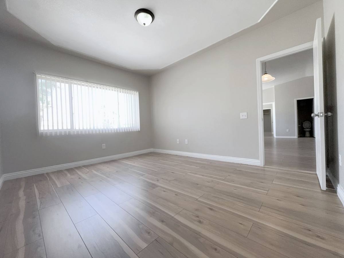 Apartment for rent at 8725 W Flamingo Rd, Las Vegas, NV 89147