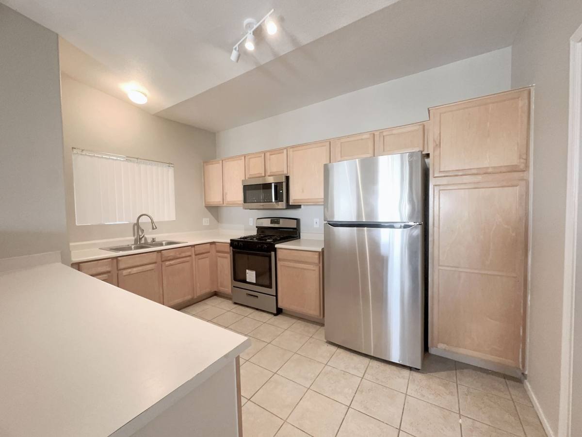 Apartment for rent at 8725 W Flamingo Rd, Las Vegas, NV 89147
