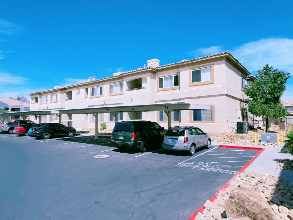 Apartment for rent at 8725 W Flamingo Rd, Las Vegas, NV 89147
