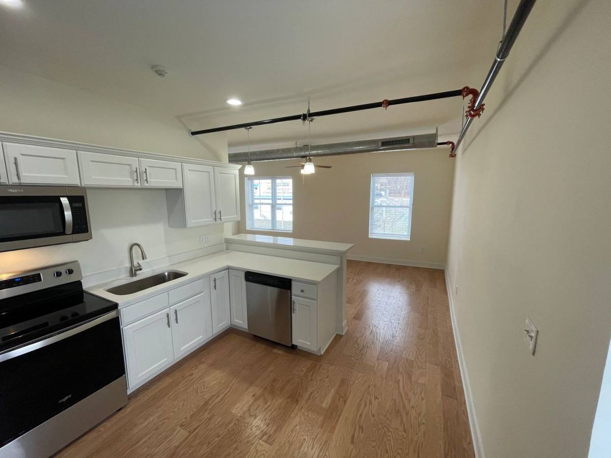Apartment for rent at 883 Broadway, Albany, NY 12207