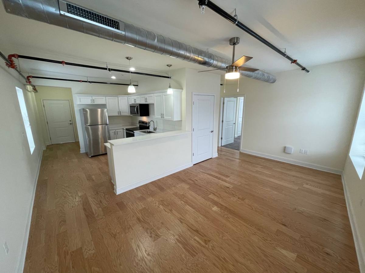 Apartment for rent at 883 Broadway, Albany, NY 12207