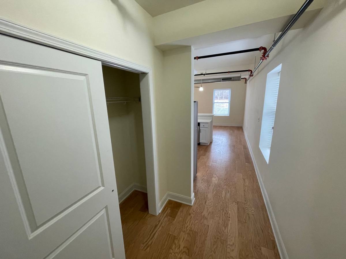 Apartment for rent at 883 Broadway, Albany, NY 12207
