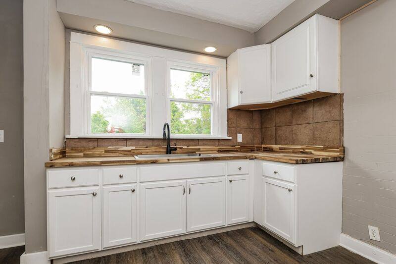Apartment for rent at 2322-2324 Eastview Ave, Dayton, OH 45405
