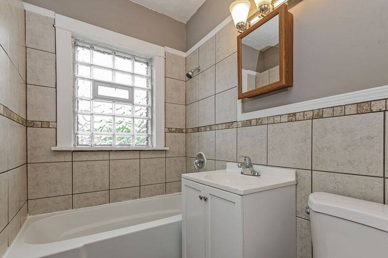 Apartment for rent at 2322-2324 Eastview Ave, Dayton, OH 45405