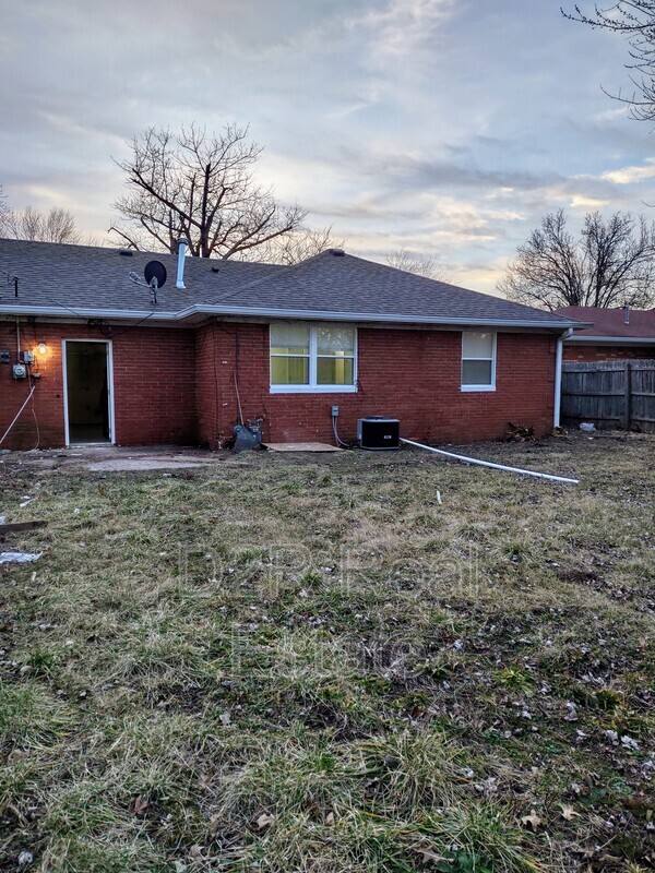Apartment for rent at 7909 Southfield Dr, Indianapolis, IN 46227