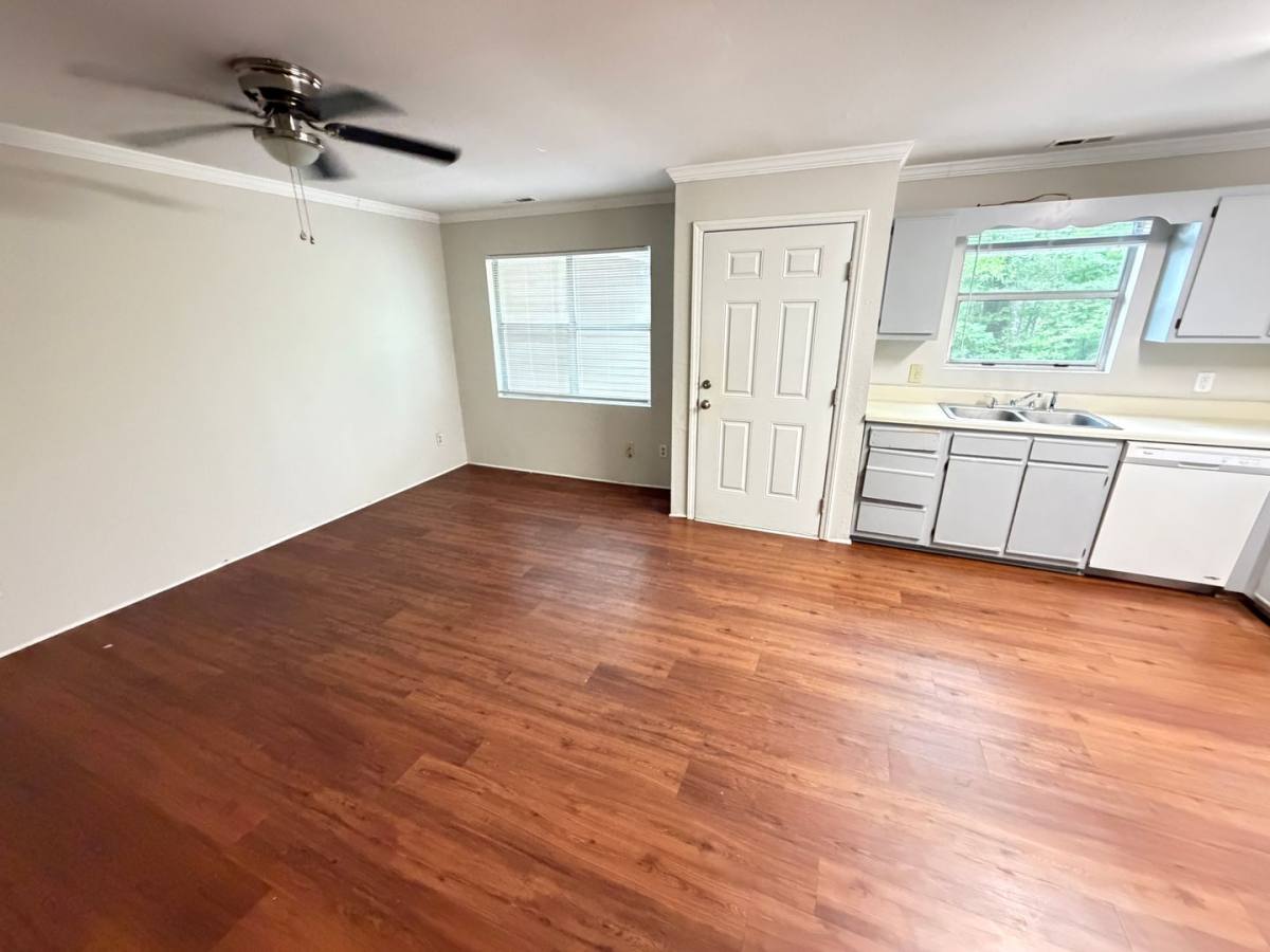 Apartment for rent at 1300 Old Concord Rd, Salisbury, NC 28146