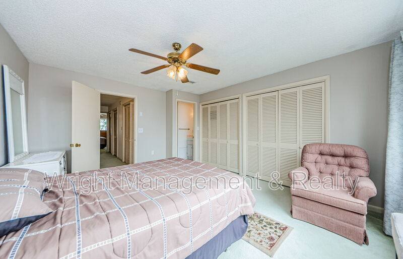 Condo for rent at 433 Paula Dr S #17, Dunedin, FL 34698