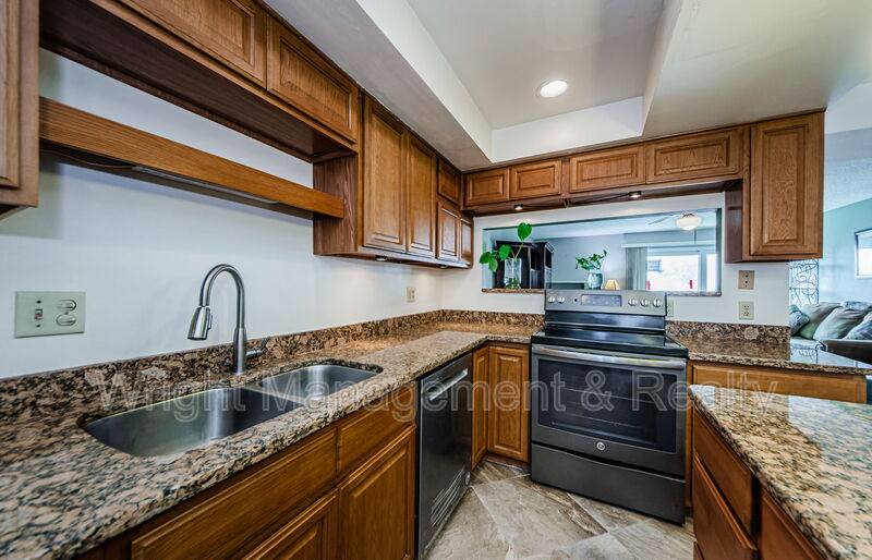 Condo for rent at 433 Paula Dr S #17, Dunedin, FL 34698