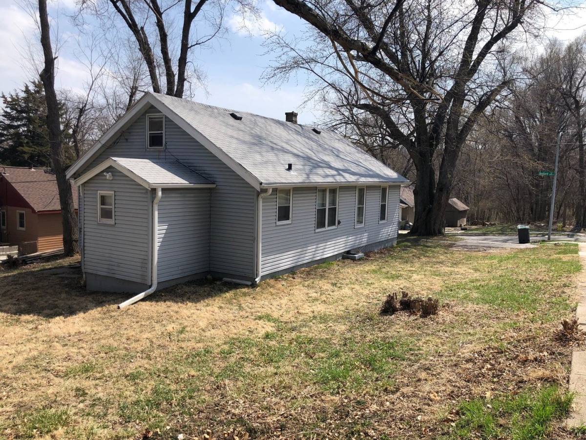 House for rent at 3674 Bedford Ave, Omaha, NE 68111