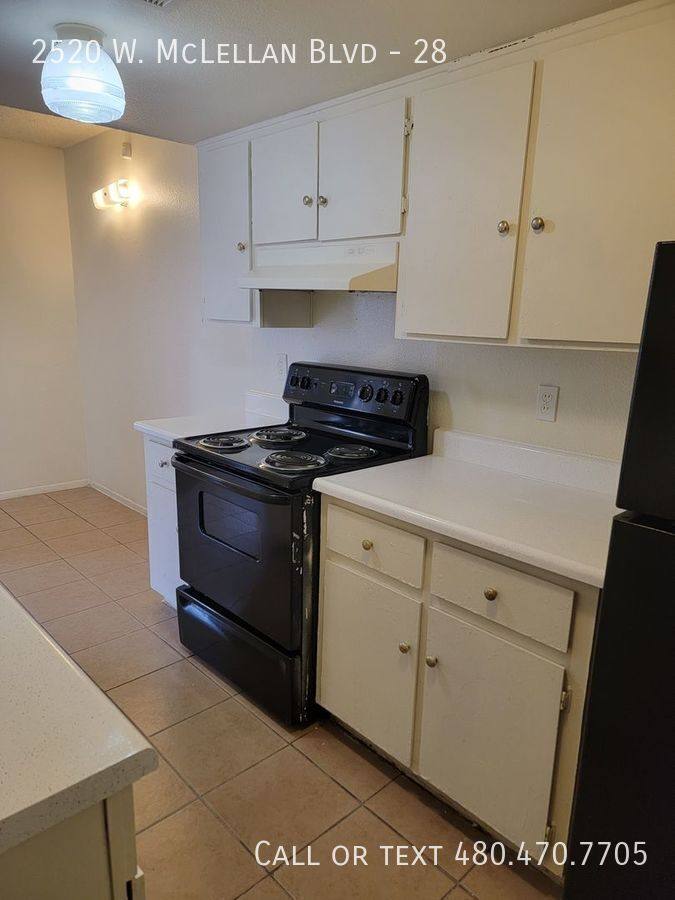 Apartment for rent at 2520 W McLellan Blvd, Phoenix, AZ 85017