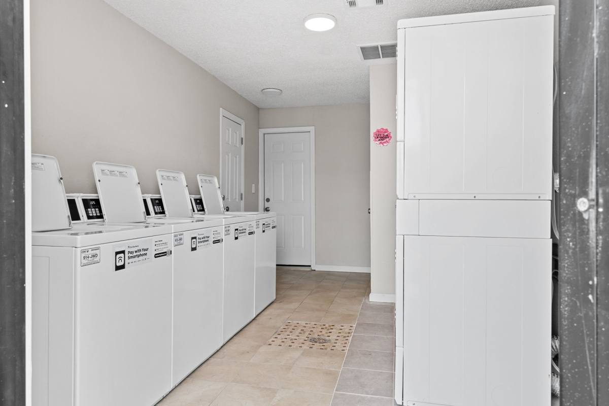 Apartment for rent at 8181 E 41st St, Tulsa, OK 74145