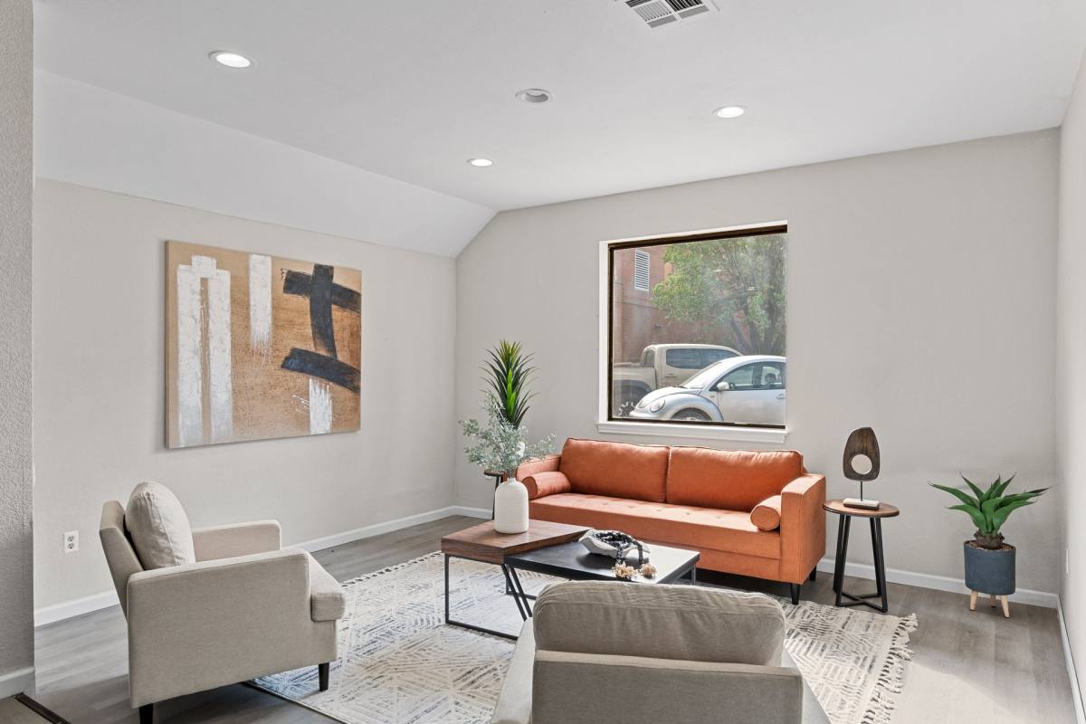 Apartment for rent at 8181 E 41st St, Tulsa, OK 74145