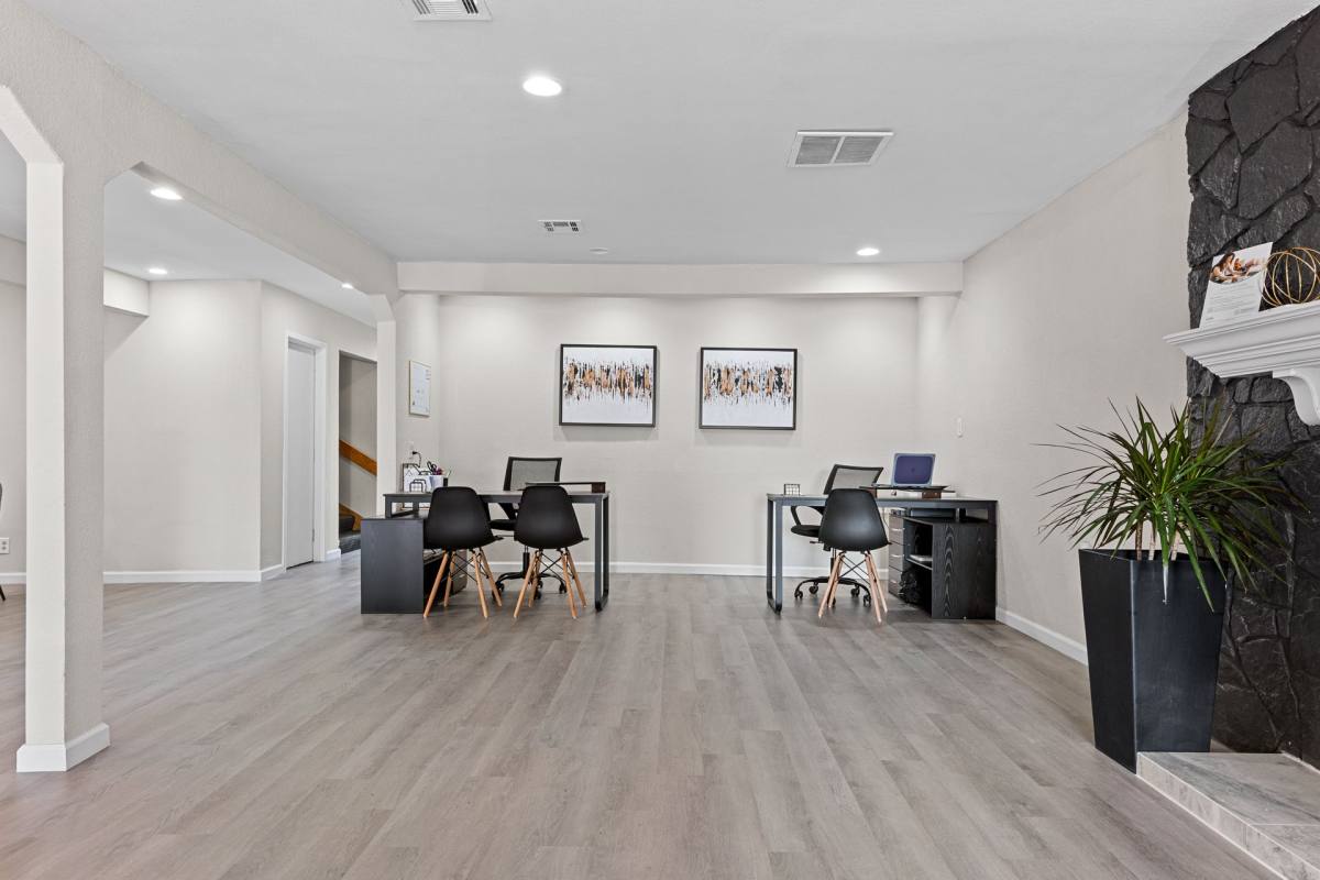 Apartment for rent at 8181 E 41st St, Tulsa, OK 74145