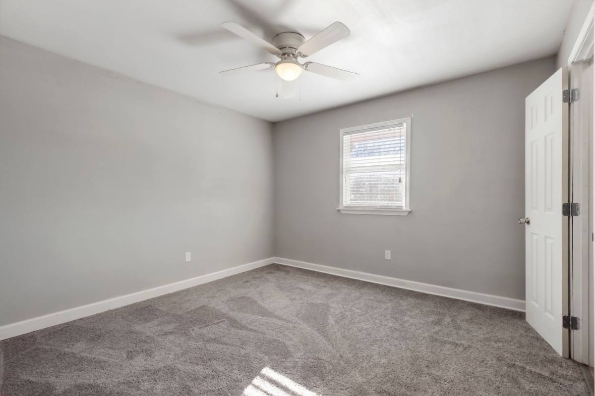 Apartment for rent at 1428 S Little Ave, Cushing, OK 74023