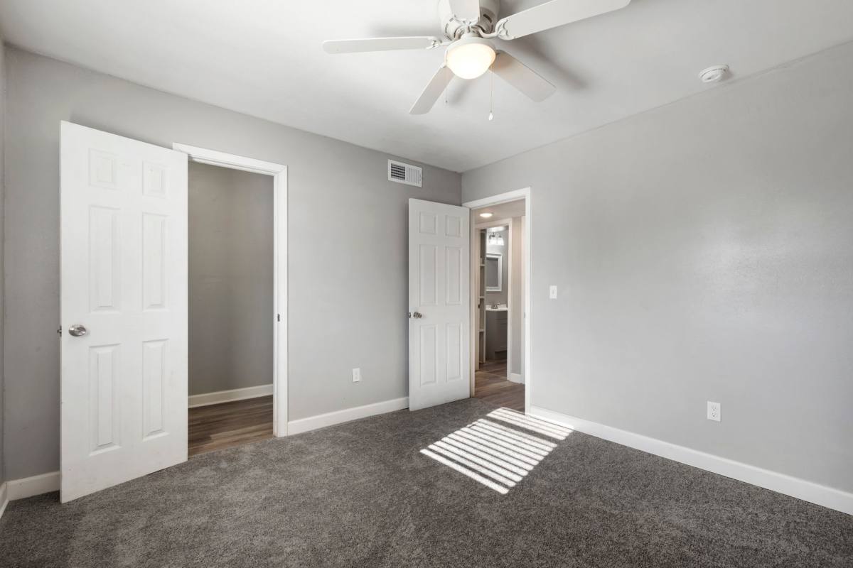 Apartment for rent at 1428 S Little Ave, Cushing, OK 74023