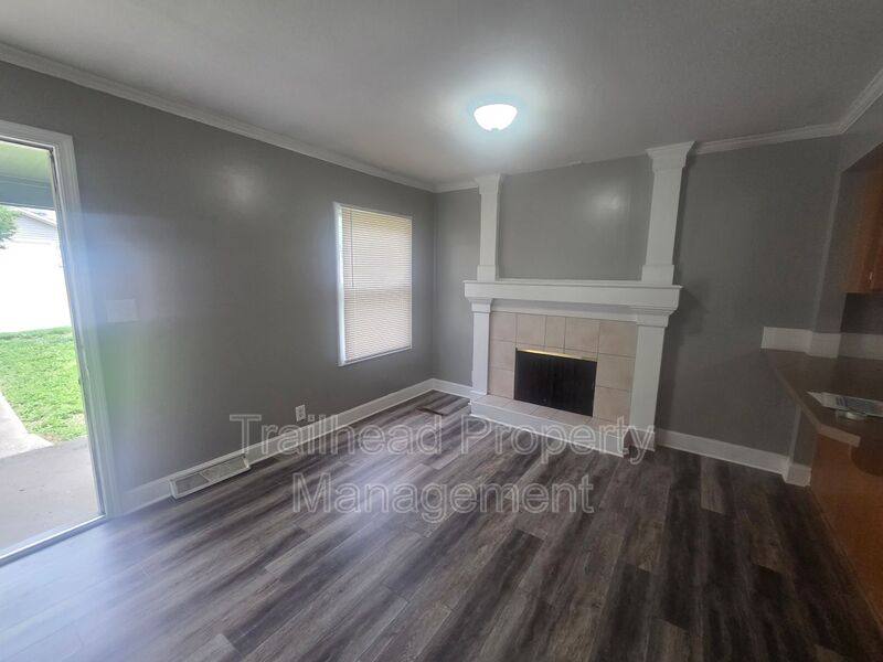 House for rent at 119 W 79th Terrace, Kansas City, MO 64114