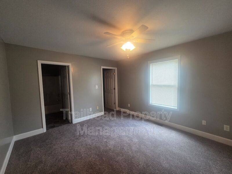 House for rent at 119 W 79th Terrace, Kansas City, MO 64114