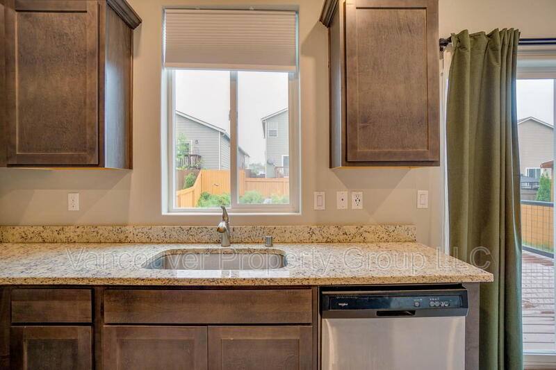 House for rent at 1423 W 16th Ave, La Center, WA 98629