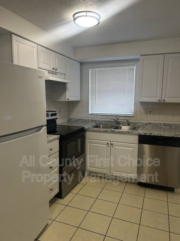 Apartment for rent at 556 Patricia Ave, Dunedin, FL 34698