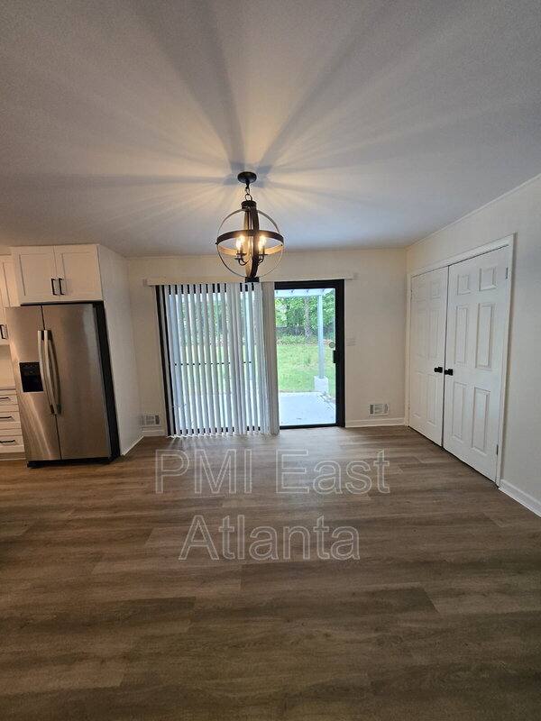 House for rent at 2275 Country Club Lane SW, Atlanta, GA 30311