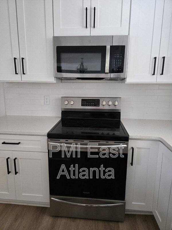 House for rent at 2275 Country Club Lane SW, Atlanta, GA 30311