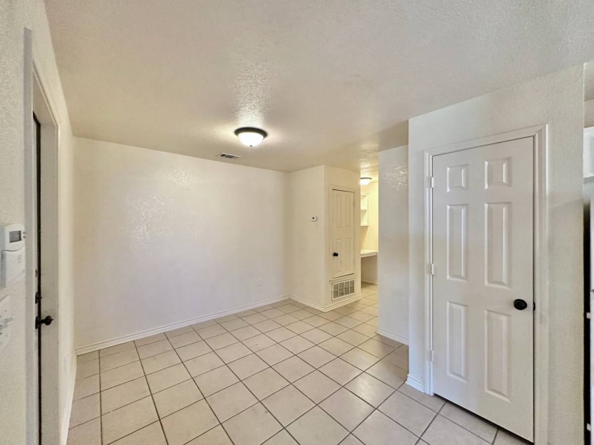 Townhouse for rent at 519 S 54th St, Killeen, TX 76543