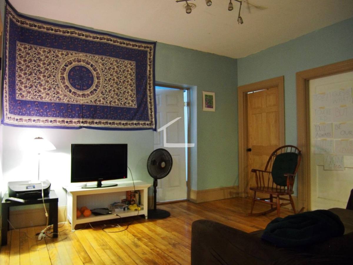 Apartment for rent at 314 Saint Paul St #4, Brookline, MA 02446