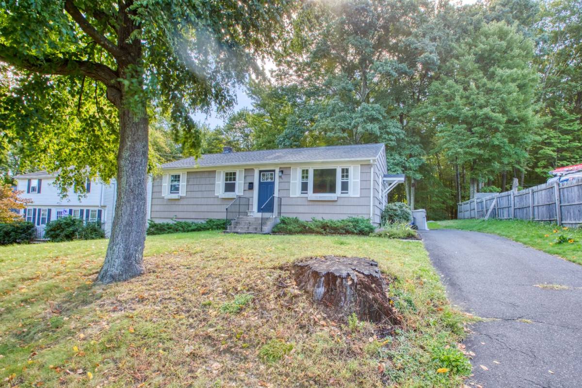 House for rent at 171 Newell Ave, Bristol, CT 06010