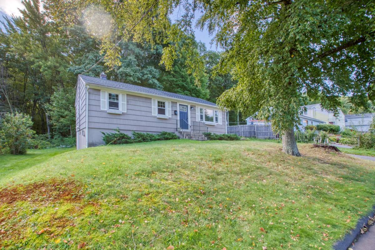 House for rent at 171 Newell Ave, Bristol, CT 06010