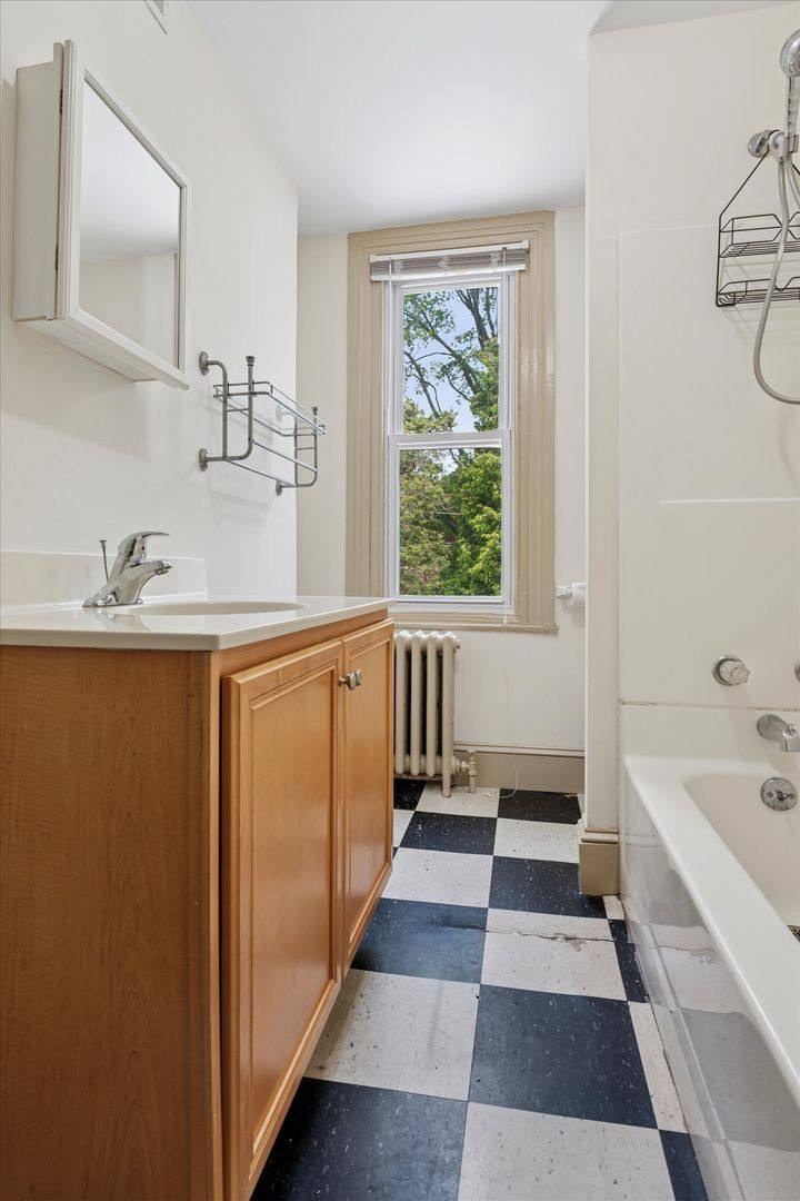 Apartment for rent at 421 N Walnut St, West Chester, PA 19380