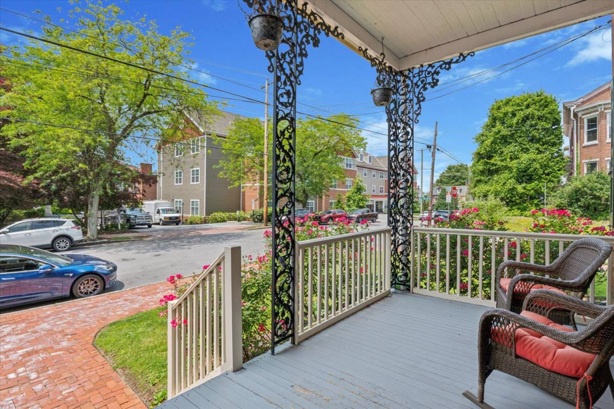 Apartment for rent at 421 N Walnut St, West Chester, PA 19380