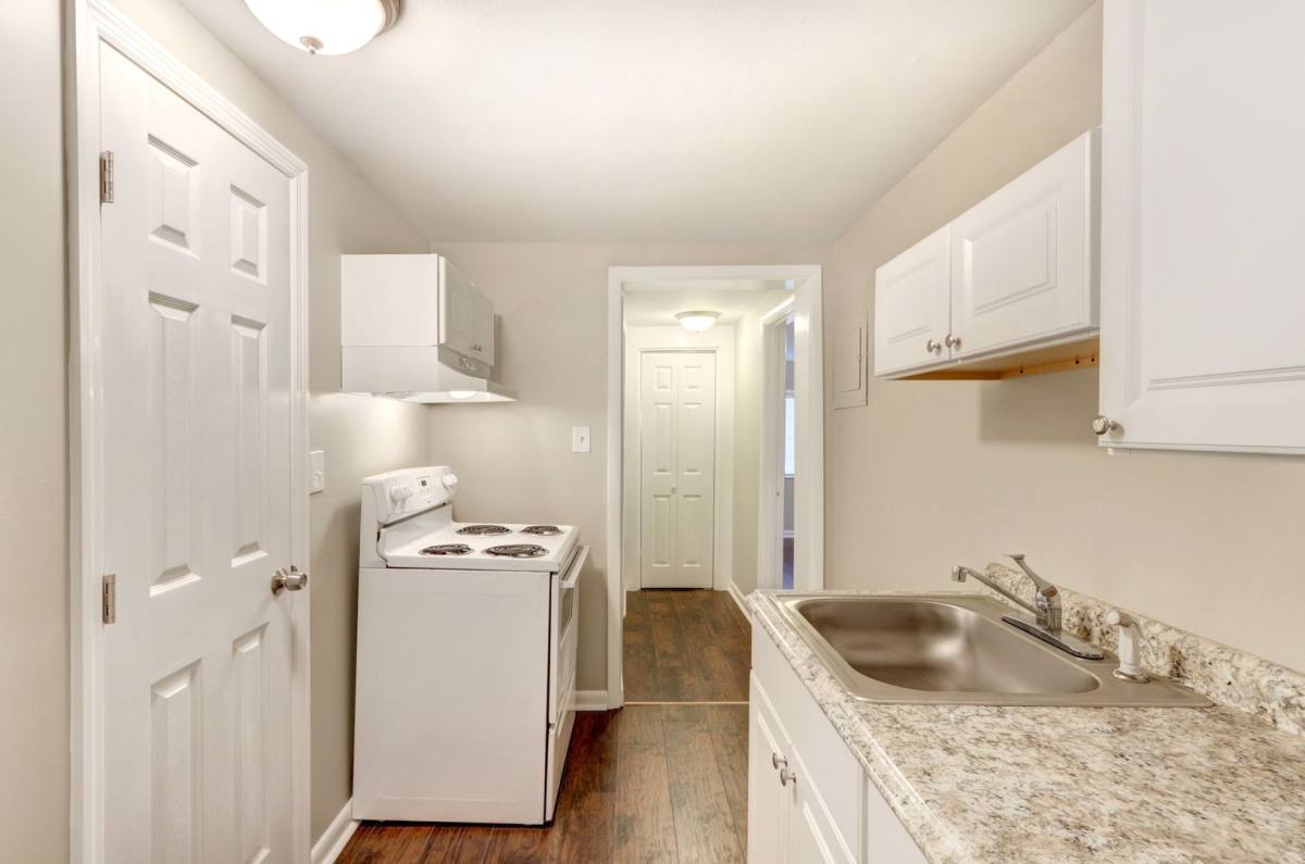 Apartment for rent at 634 E Park Ave, Savannah, GA 31401