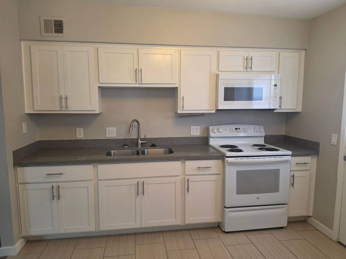 Apartment for rent at 1201 W University Dr, Tempe, AZ 85281