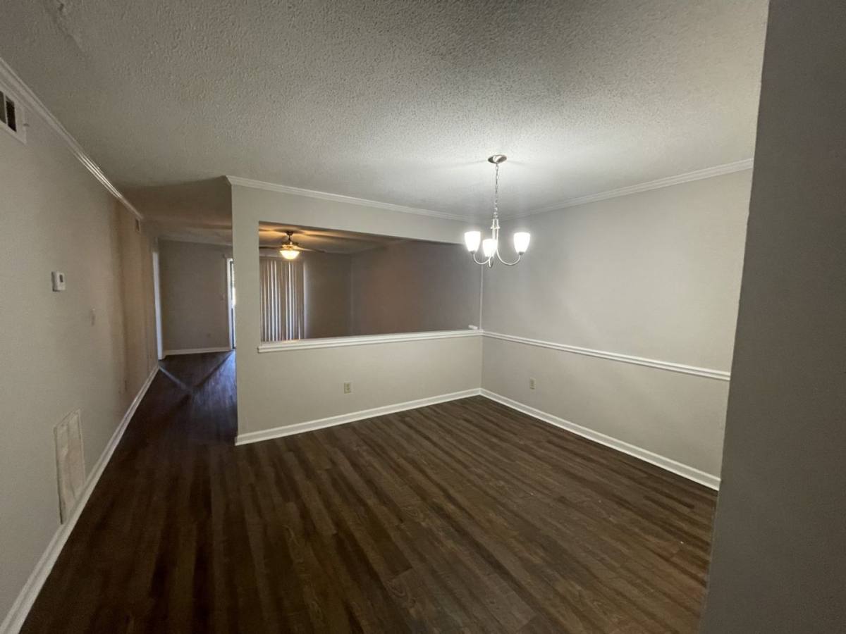 Apartment for rent at 2505 W Broad St #224, Athens, GA 30606