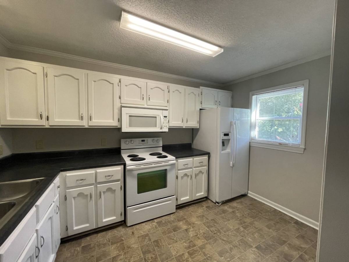Apartment for rent at 2505 W Broad St #224, Athens, GA 30606