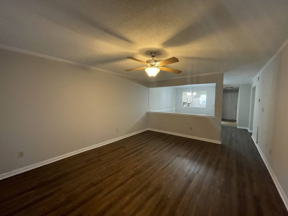 Apartment for rent at 2505 W Broad St #224, Athens, GA 30606