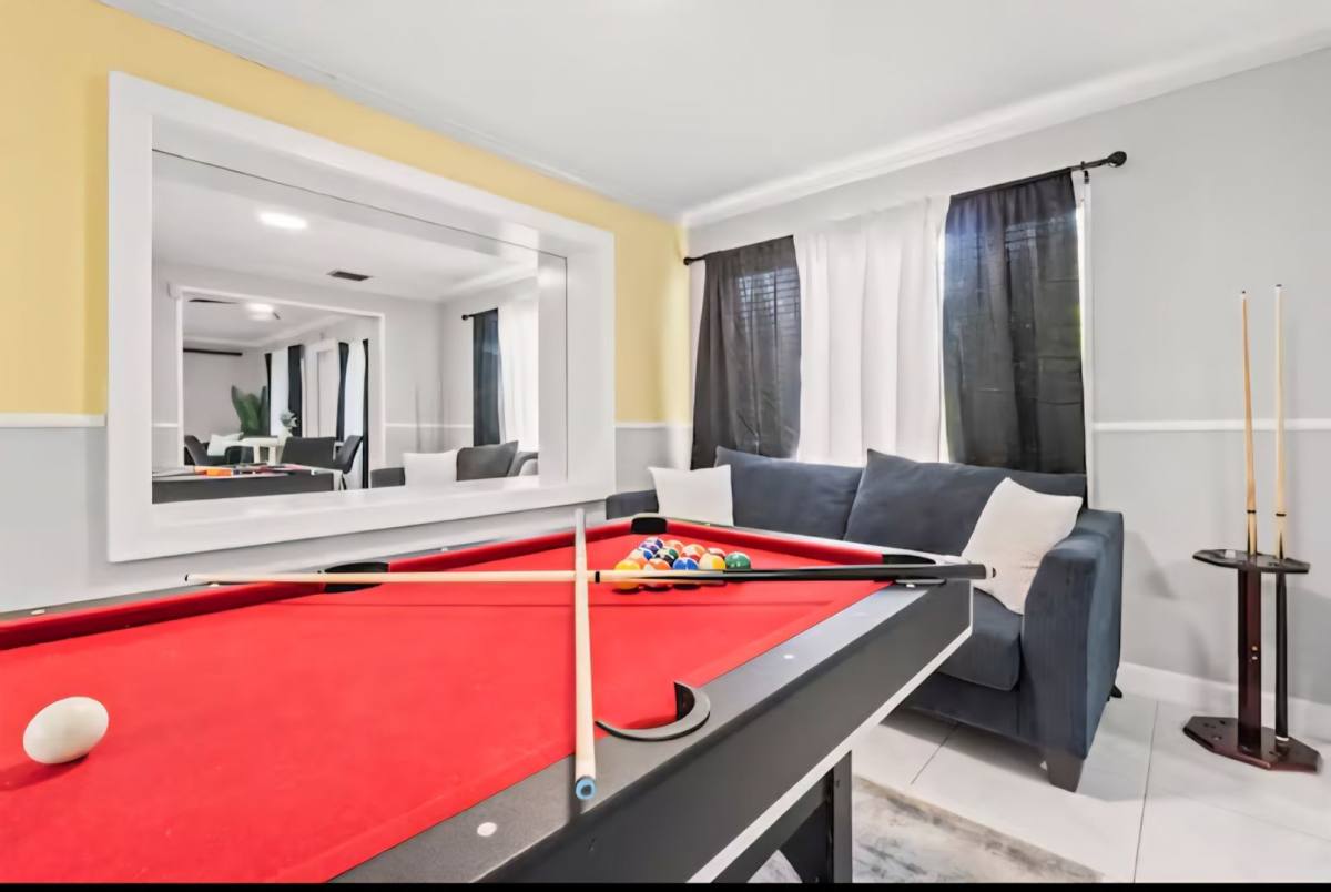 House for rent at 708 SW 12th St, Fort Lauderdale, FL 33315