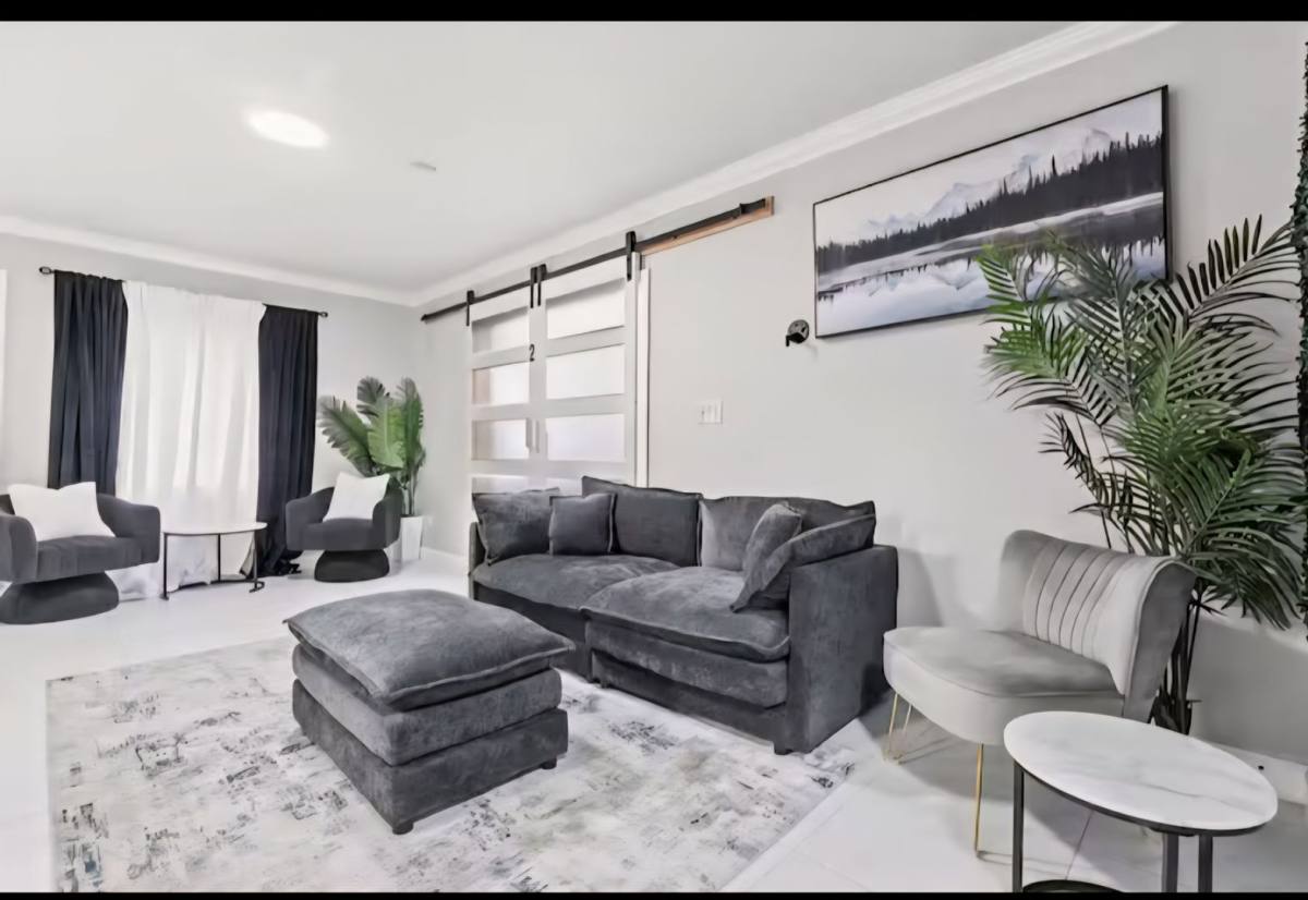 House for rent at 708 SW 12th St, Fort Lauderdale, FL 33315