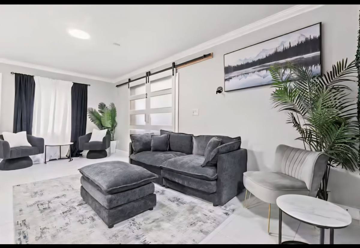 House for rent at 708 SW 12th St, Fort Lauderdale, FL 33315