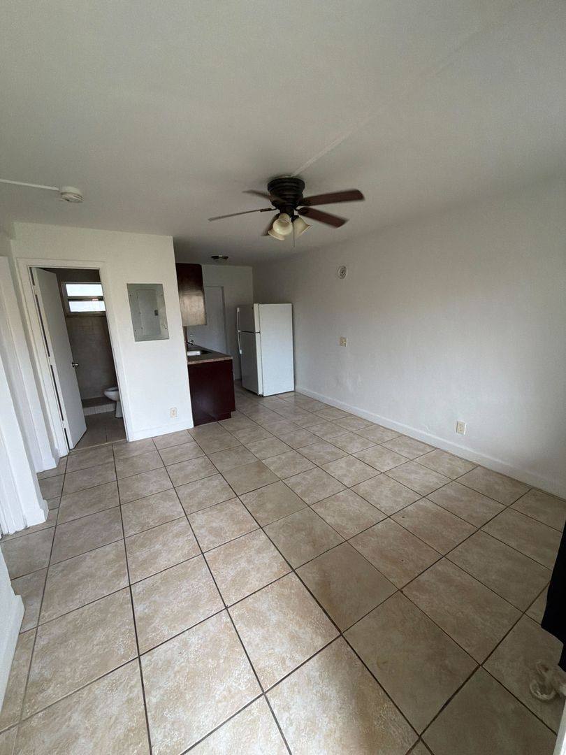 Apartment for rent at 1124 NW 2nd St, Fort Lauderdale, FL 33311