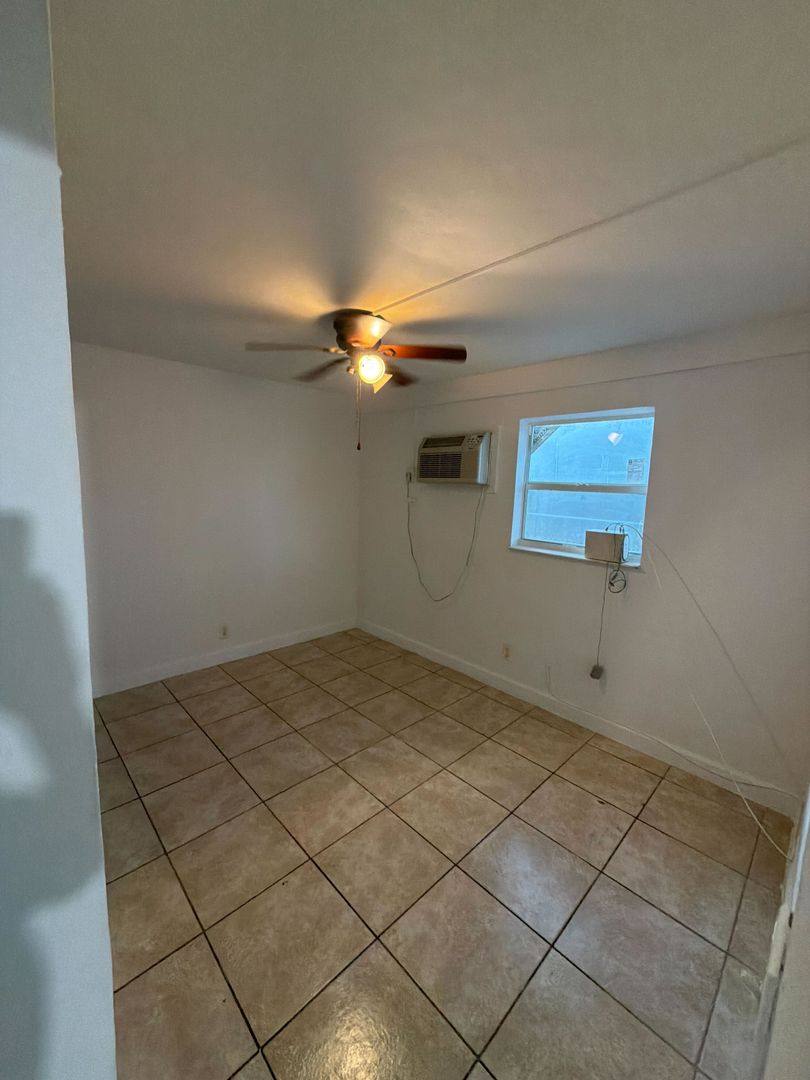 Apartment for rent at 1124 NW 2nd St, Fort Lauderdale, FL 33311