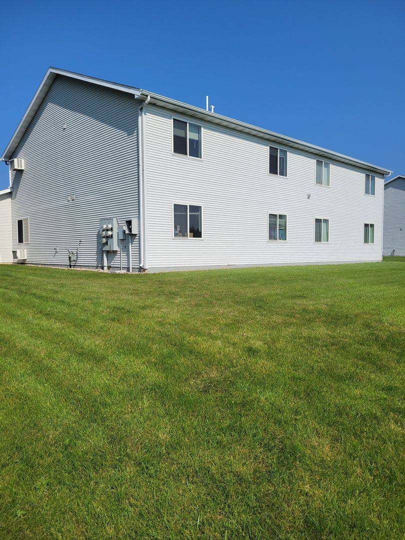 Apartment for rent at 4414 Jacktar Rd, Oshkosh, WI 54901