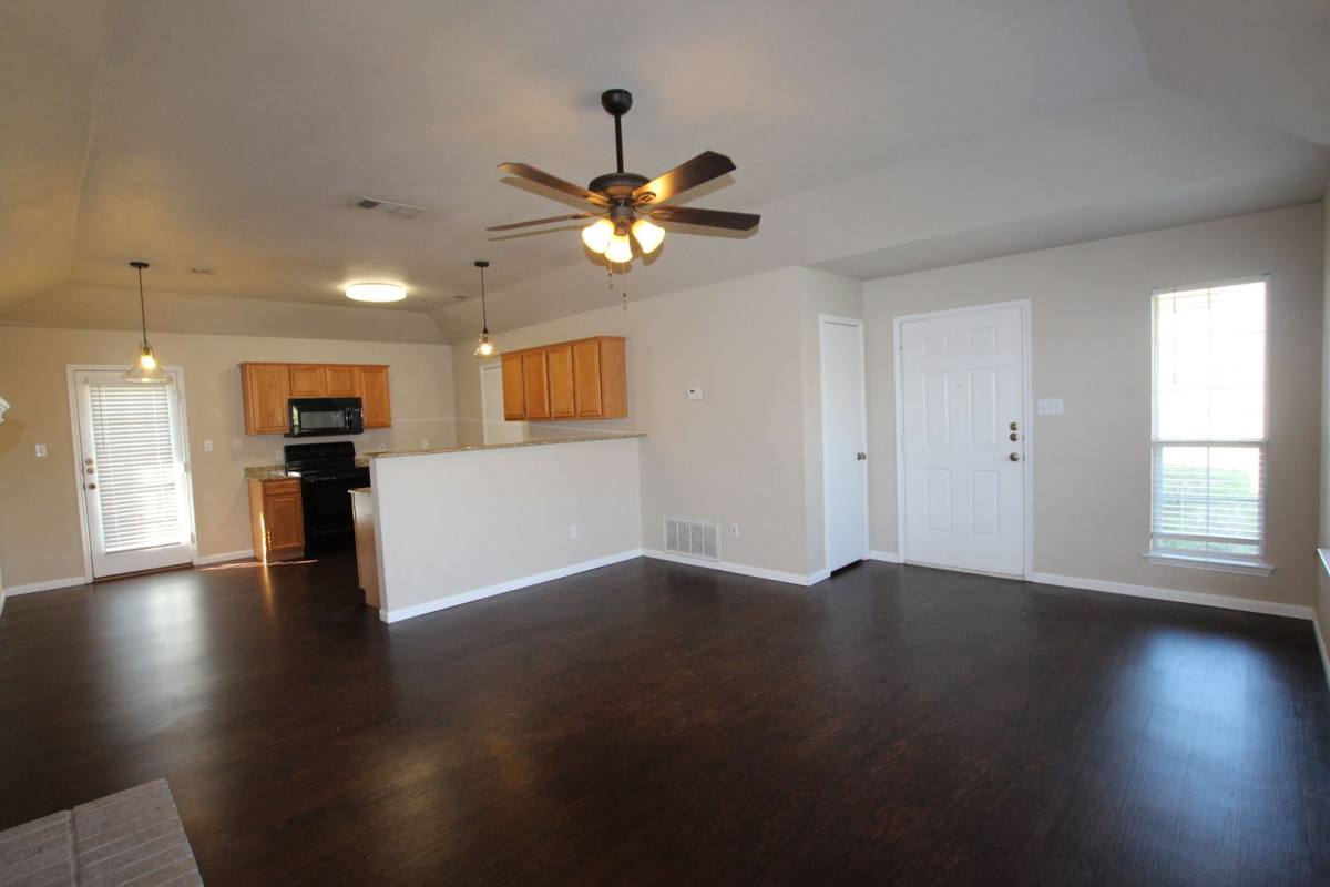 House for rent at 204 Willow Rd, Bullard, TX 75757