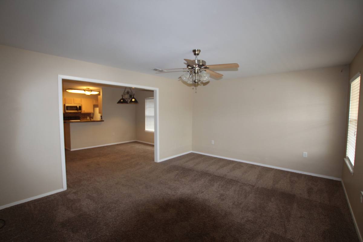 House for rent at 211 Willowbrook Lane, Whitehouse, TX 75791