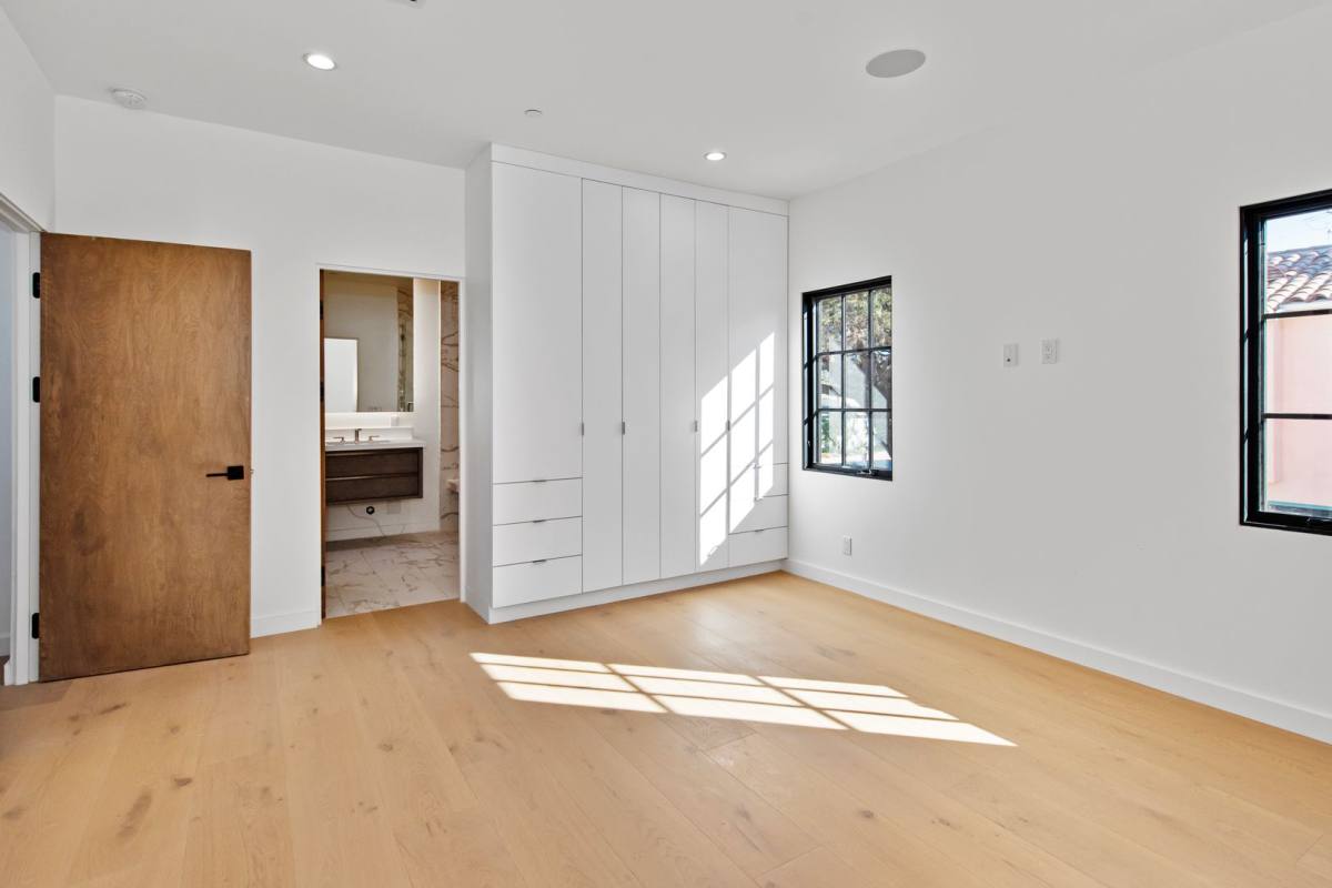 Apartment for rent at 4285 Carpinteria Ave, Carpinteria, CA 93013