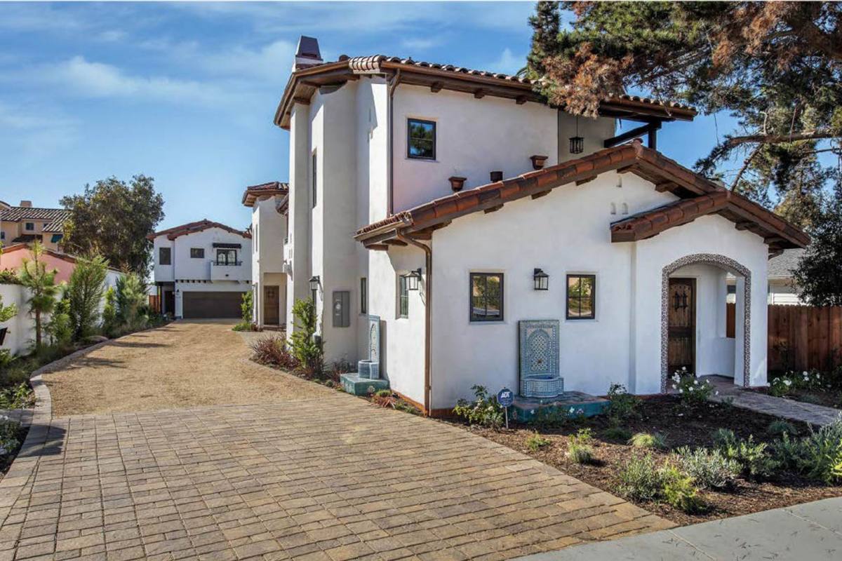 Apartment for rent at 4285 Carpinteria Ave, Carpinteria, CA 93013