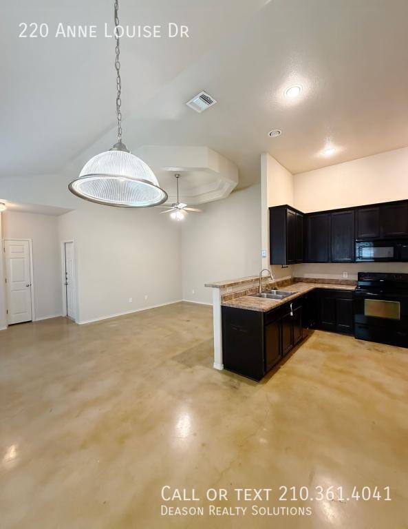 House for rent at 220 Anne Louise Dr, New Braunfels, TX 78130