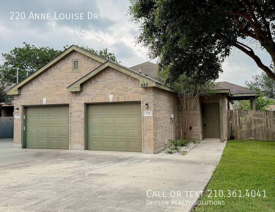 House for rent at 220 Anne Louise Dr, New Braunfels, TX 78130