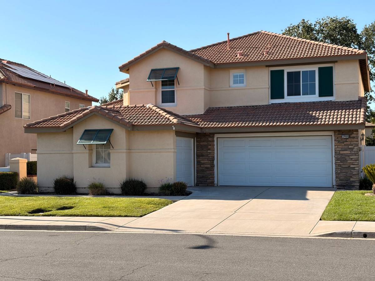 House for rent at 32488 Cassino Court, Temecula, CA 92592