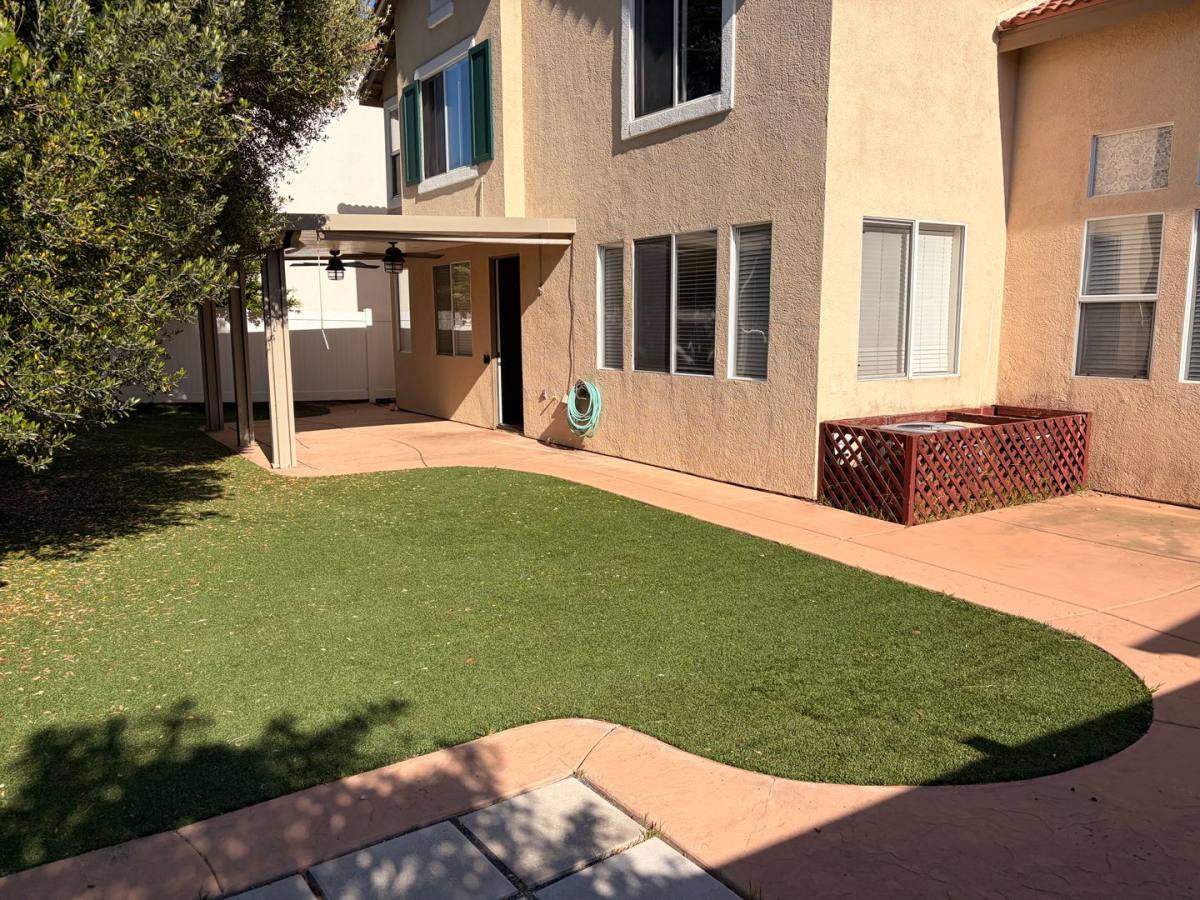 House for rent at 32488 Cassino Court, Temecula, CA 92592